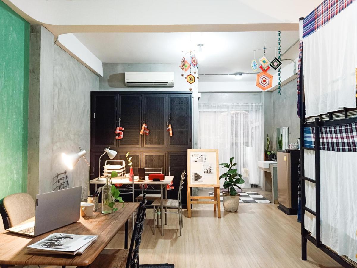 הוסטל בנגקוק Five Stars Ratchada 19 מראה חיצוני תמונה